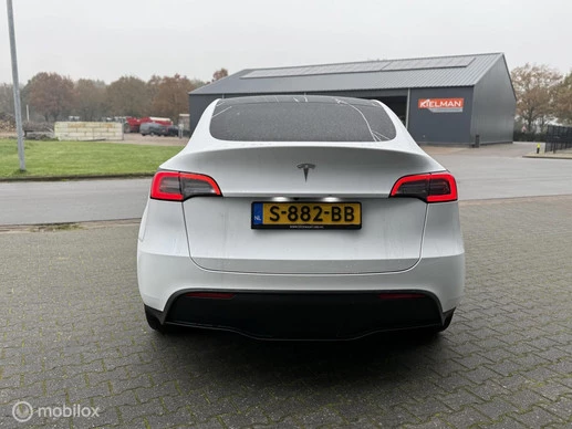 Tesla Model Y - Afbeelding 5 van 20