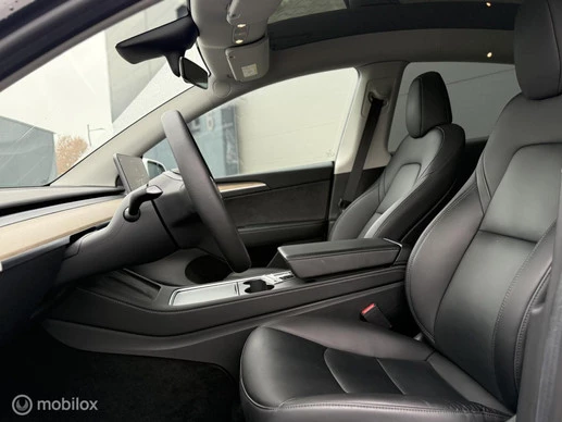 Tesla Model Y - Afbeelding 10 van 20