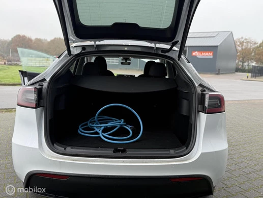 Tesla Model Y - Afbeelding 14 van 20