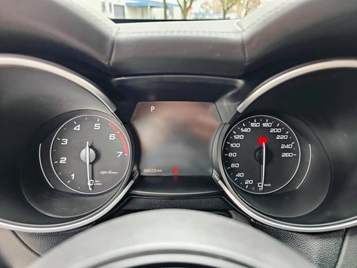 Alfa Romeo Stelvio - Afbeelding 11 van 22