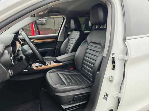 Alfa Romeo Stelvio - Afbeelding 12 van 22