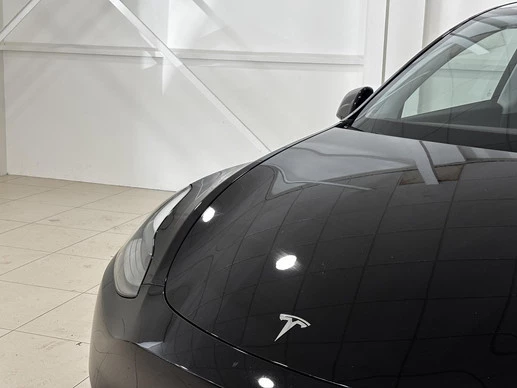 Tesla Model Y - Afbeelding 4 van 30