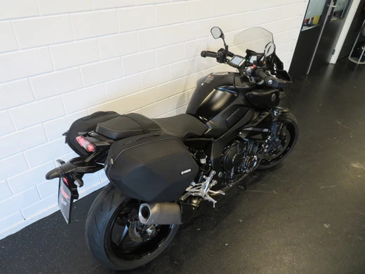 Yamaha MT 10 - Afbeelding 11 van 13