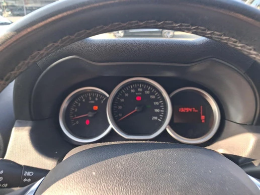 Dacia Duster - Afbeelding 14 van 17