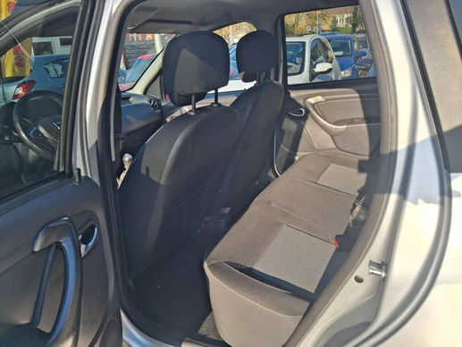 Dacia Duster - Afbeelding 17 van 17