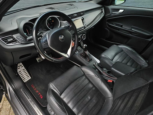 Alfa Romeo Giulietta - Afbeelding 10 van 19