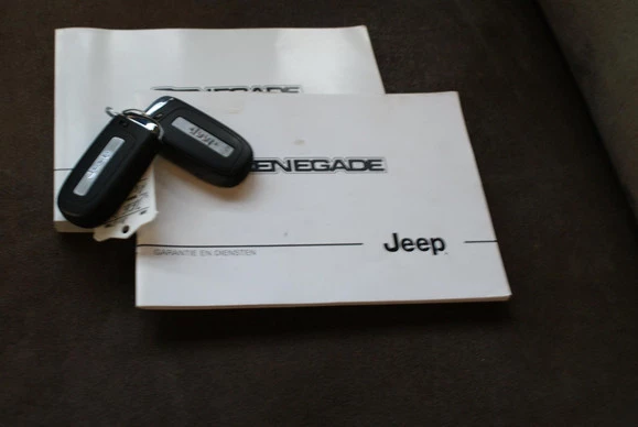 Jeep Renegade - Afbeelding 26 van 28