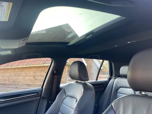 Volkswagen Golf - Afbeelding 14 van 30