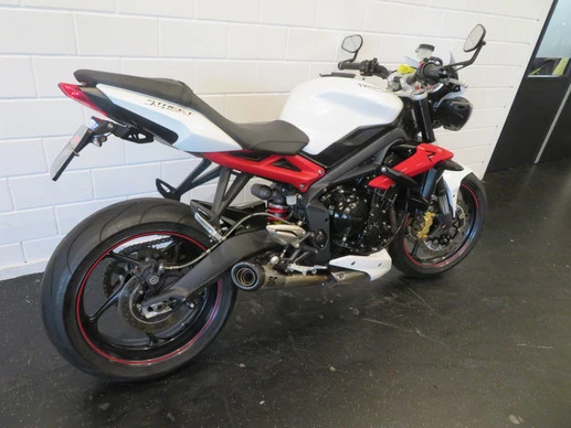 Triumph Street Triple - Afbeelding 3 van 13