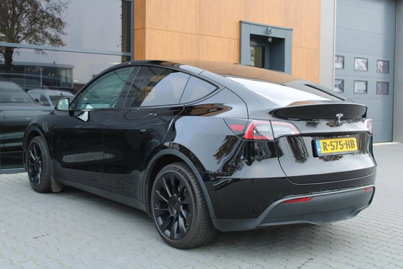 Tesla Model Y - Afbeelding 3 van 18