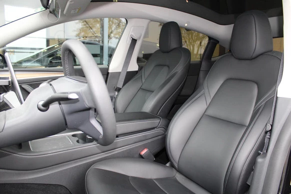 Tesla Model Y - Afbeelding 5 van 18