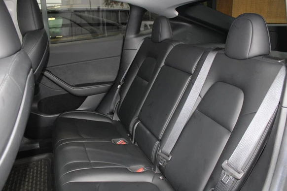 Tesla Model Y - Afbeelding 6 van 18