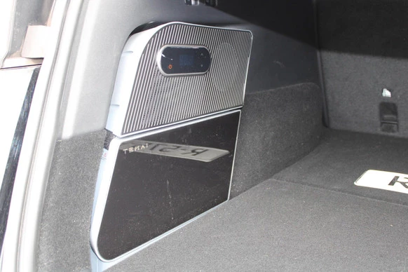 Tesla Model Y - Afbeelding 8 van 18