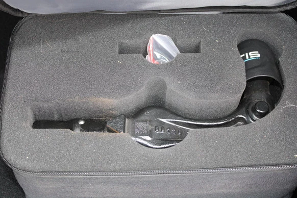 Tesla Model Y - Afbeelding 10 van 18