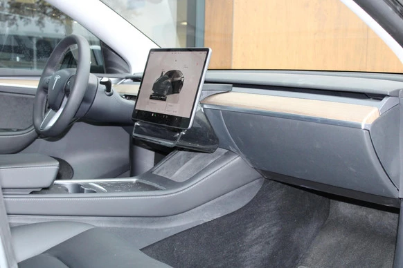 Tesla Model Y - Afbeelding 11 van 18