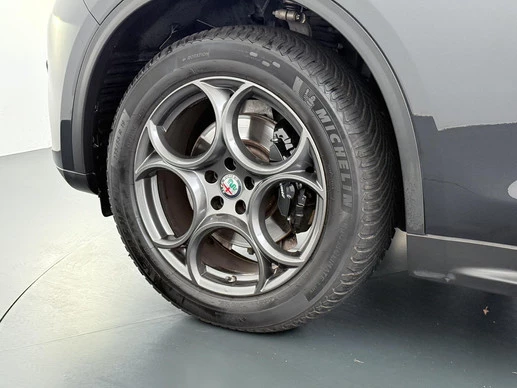 Alfa Romeo Stelvio - Afbeelding 13 van 30