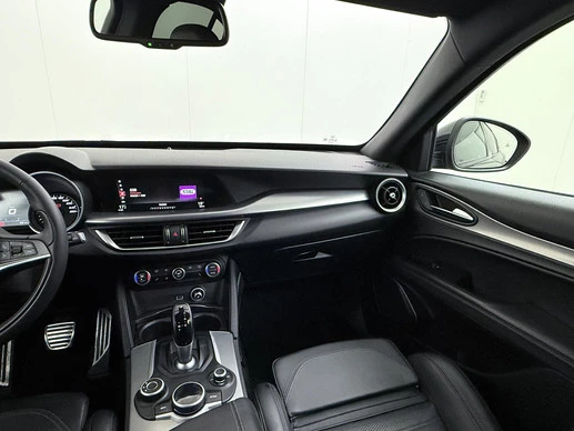 Alfa Romeo Stelvio - Afbeelding 27 van 30