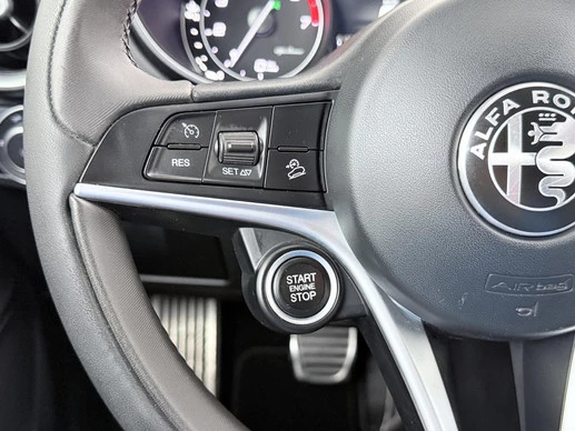 Alfa Romeo Stelvio - Afbeelding 30 van 30