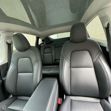 Tesla Model Y - Afbeelding 9 van 23