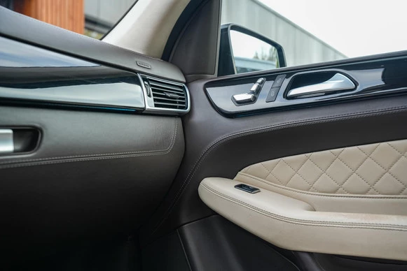 Mercedes-Benz GLS - Afbeelding 27 van 30