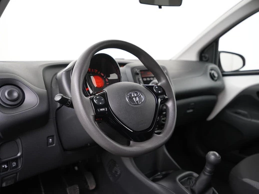 Toyota Aygo - Afbeelding 24 van 27