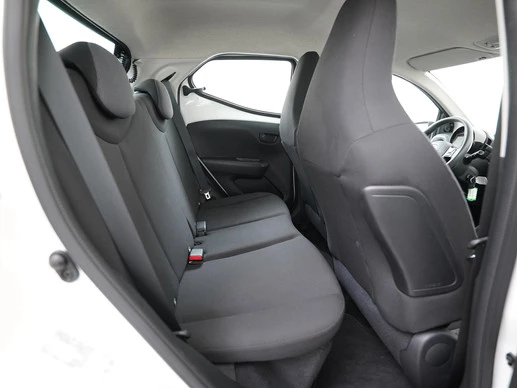 Toyota Aygo - Afbeelding 19 van 27