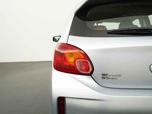 Mitsubishi Space Star - Afbeelding 18 van 29