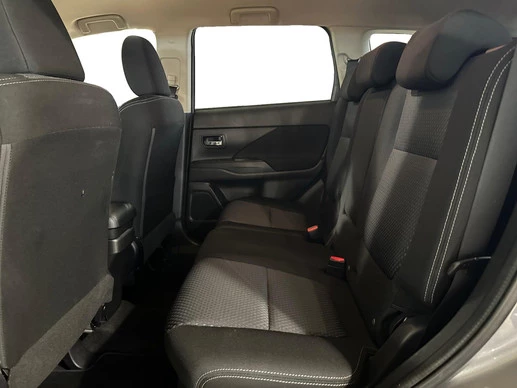 Mitsubishi Outlander - Afbeelding 27 van 30