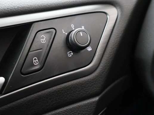 Volkswagen e-Golf - Afbeelding 27 van 30