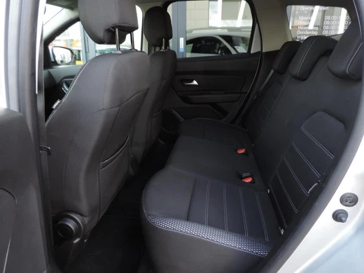 Dacia Duster - Afbeelding 18 van 30