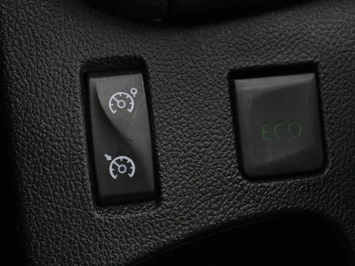 Renault Clio - Afbeelding 17 van 30