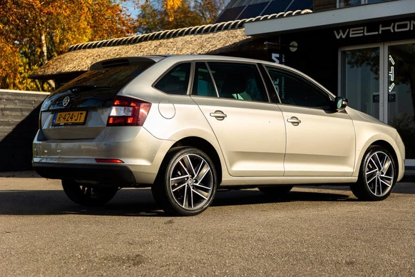 Škoda Rapid - Afbeelding 4 van 30