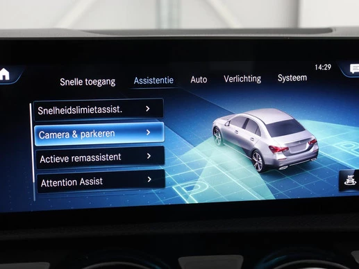 Mercedes-Benz A-Klasse - Afbeelding 25 van 30