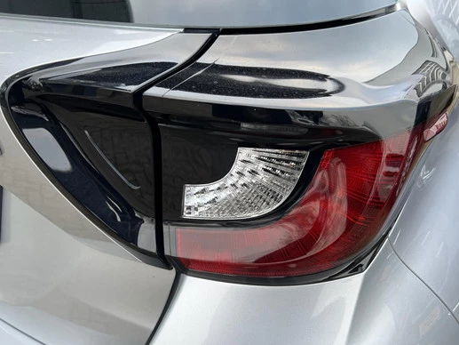 Mazda 2 Hybrid - Afbeelding 25 van 29