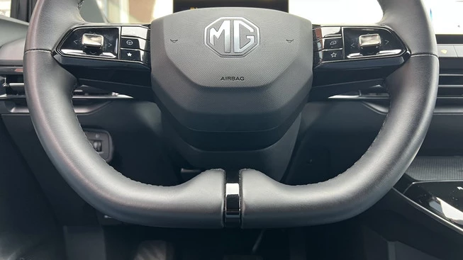 MG MG4 - Afbeelding 15 van 17