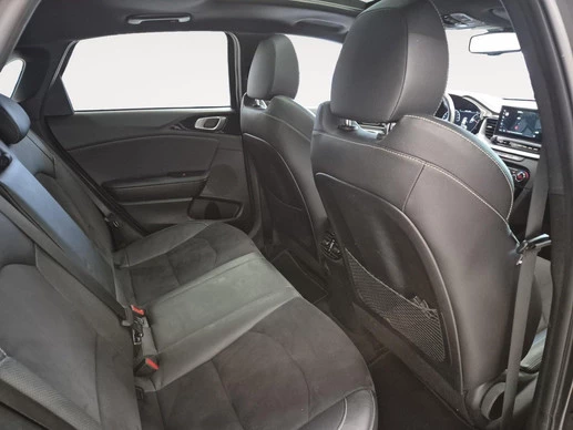 Kia Ceed - Afbeelding 12 van 24