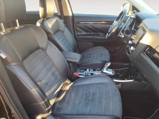 Mitsubishi Outlander - Afbeelding 18 van 27