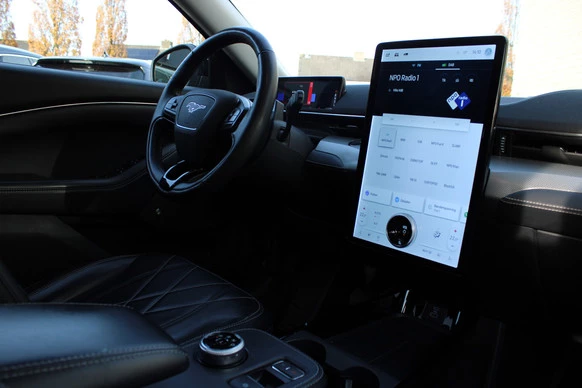 Ford Mustang Mach-E - Afbeelding 6 van 30