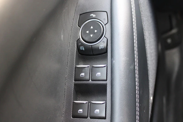 Ford Mustang Mach-E - Afbeelding 13 van 30