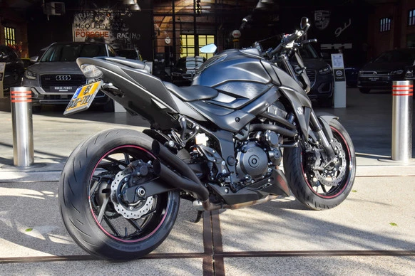 Suzuki GSX - Afbeelding 7 van 30