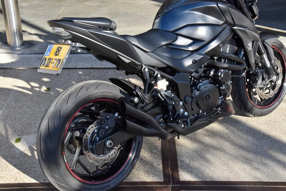 Suzuki GSX - Afbeelding 9 van 30