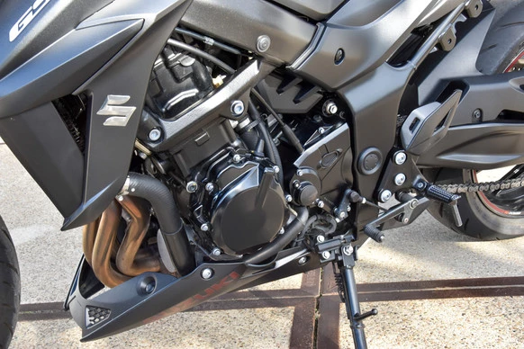 Suzuki GSX - Afbeelding 12 van 30