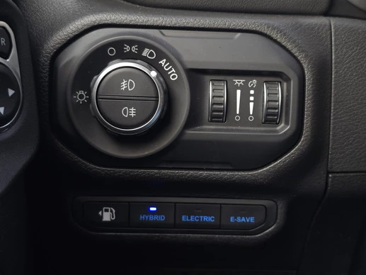 Jeep Wrangler - Afbeelding 24 van 30