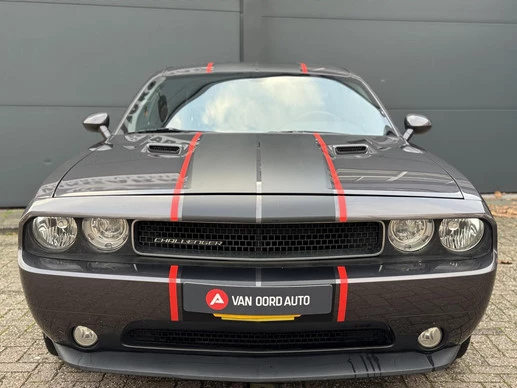 Dodge Challenger - Afbeelding 4 van 30