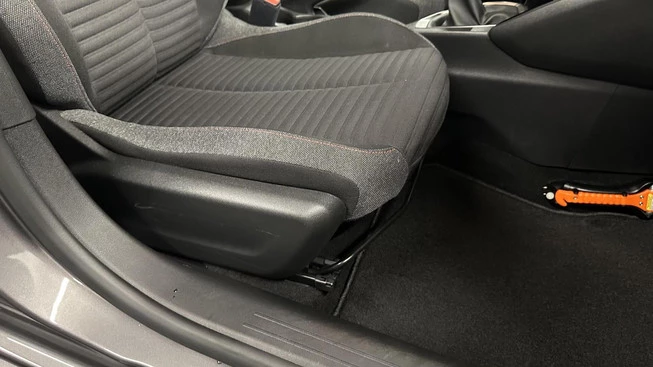Peugeot 208 - Afbeelding 17 van 30
