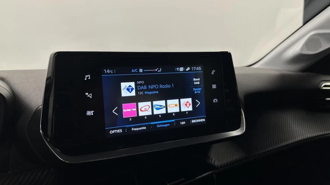 Peugeot 208 - Afbeelding 28 van 30