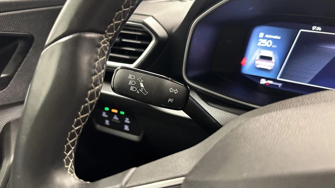 SEAT Leon - Afbeelding 27 van 30