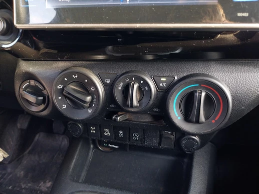 Toyota Hilux - Afbeelding 23 van 30