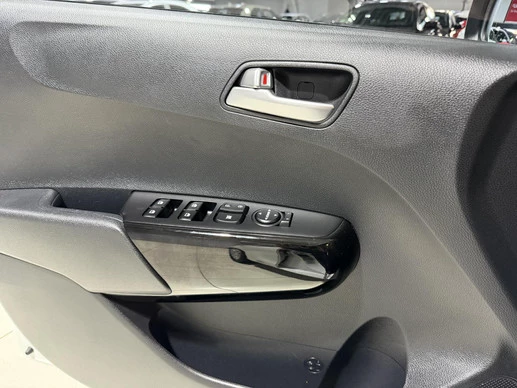 Kia Picanto - Afbeelding 13 van 24