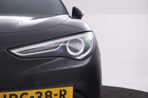 Alfa Romeo Stelvio - Afbeelding 8 van 30